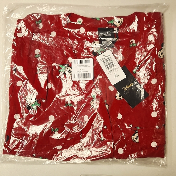 ❤️NWT VINTAGE TORRID BLOUSE - MICKEY MOUSE HARPER CHRISTMAS HOLIDAY - PLUS SIZE - Picture 6 of 9